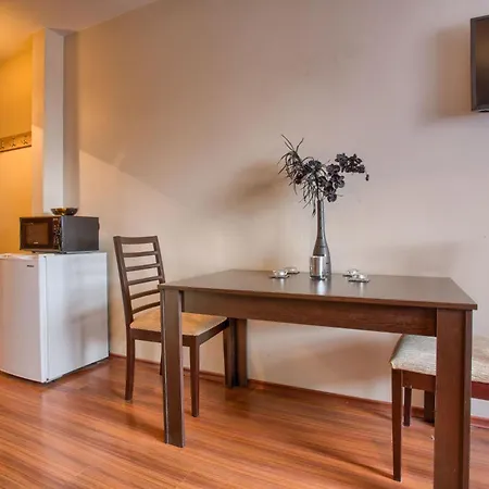Cozy In The Regnum & By Flat Mаnager דירה